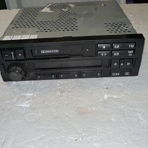 BMW AM/FM Radio CD and Cassette Player (C33)